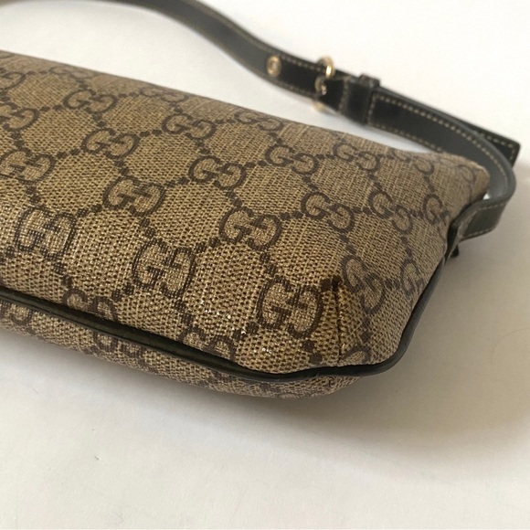 SOLD Gucci GG Canvas Tattoo Heart Shoulder Bag - Picture 8 of 10